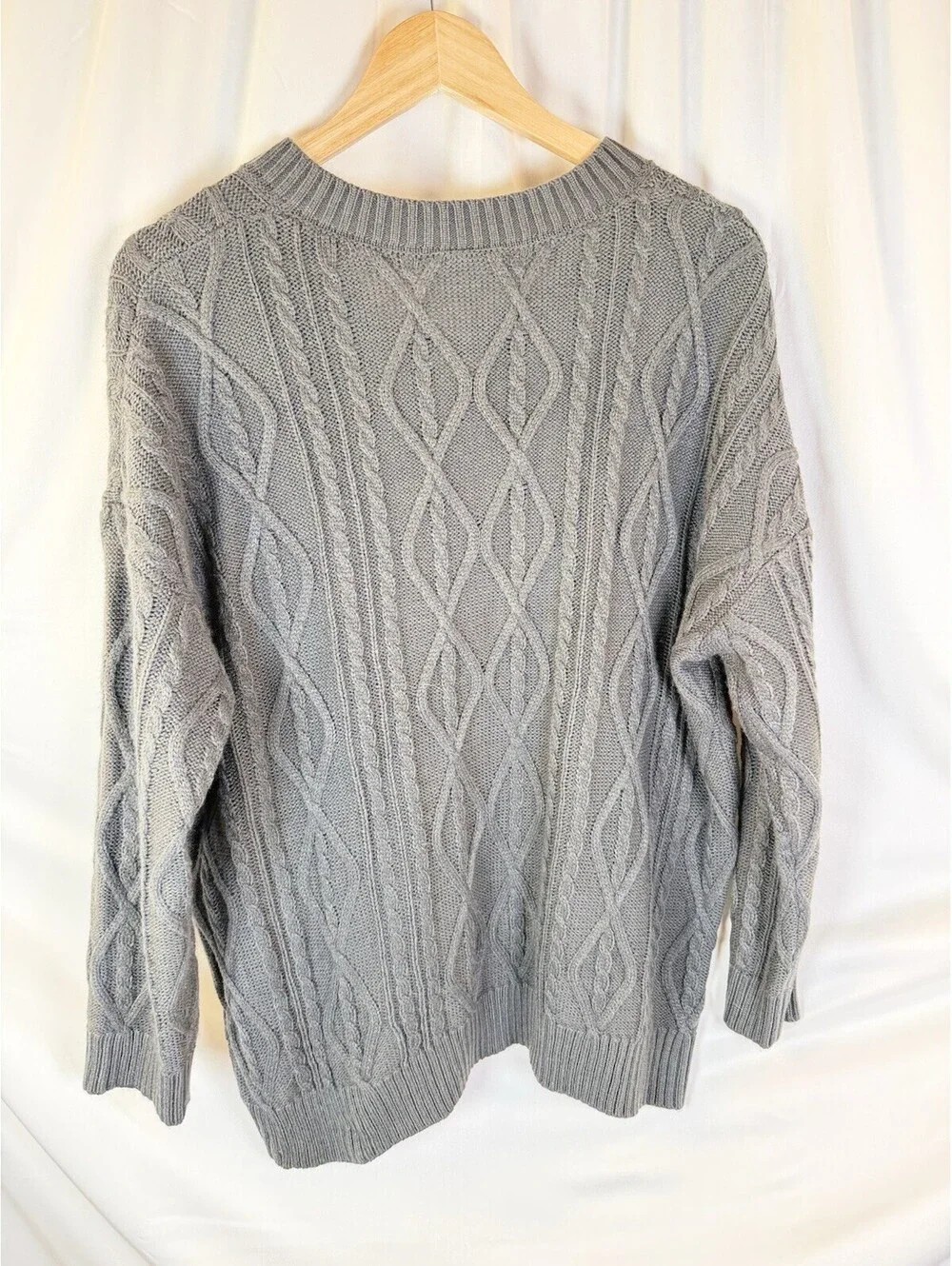 Haptics by Holly Harper Women Gray Lace Up V Neck Cable Knit Med Oversized